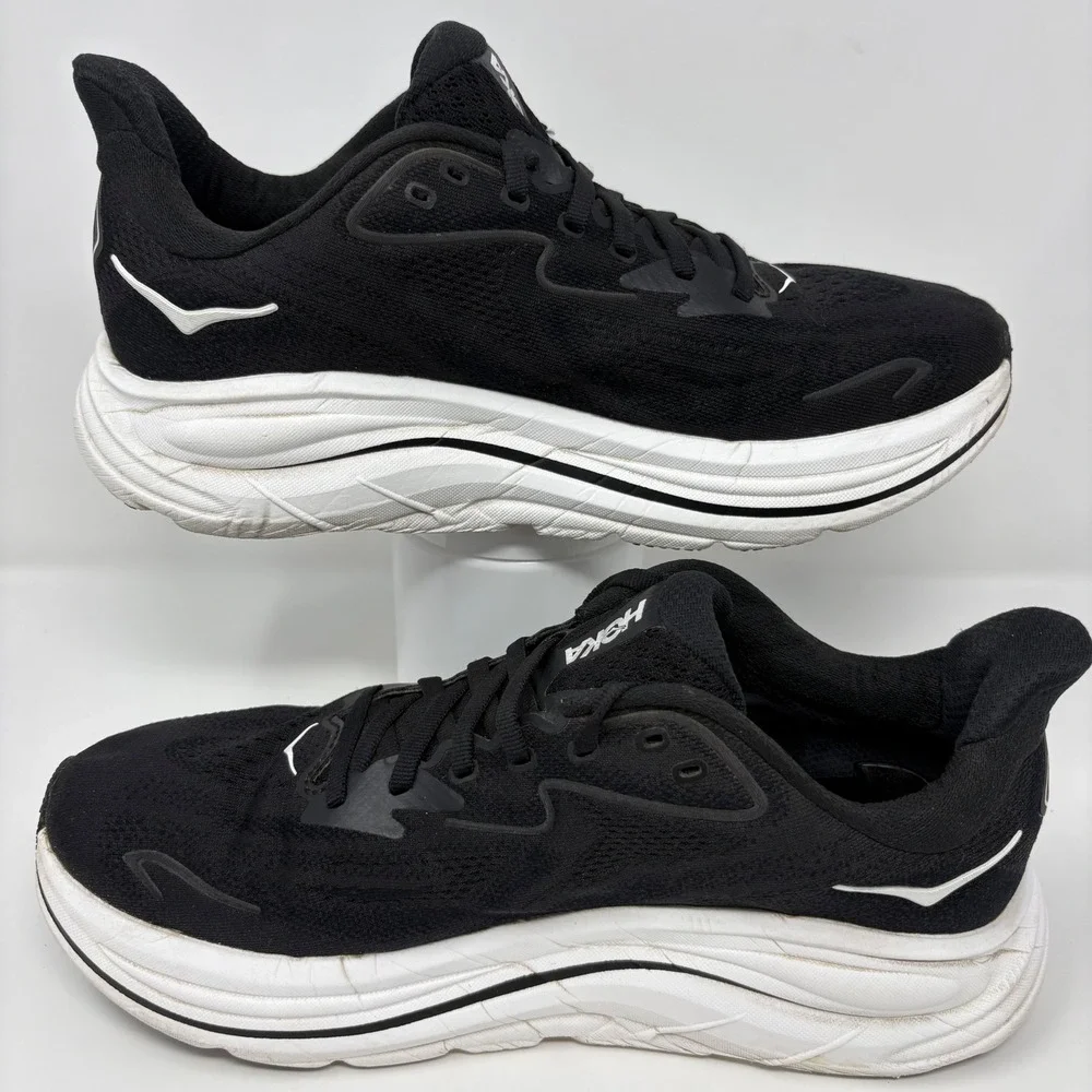 Hoka Clifton 10 Women's Size 9.5 Black White Running Shoes (1162031 BWHT)